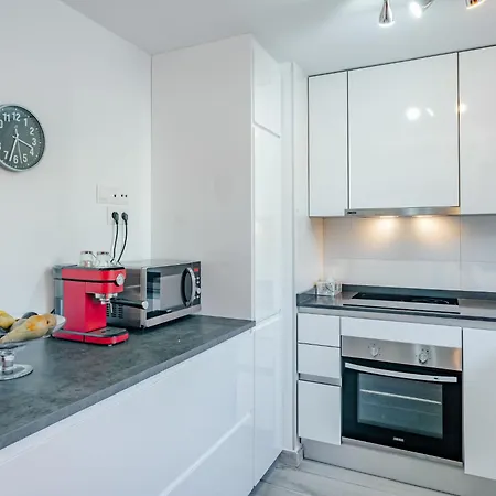 Marina Real I-3 By Interhome